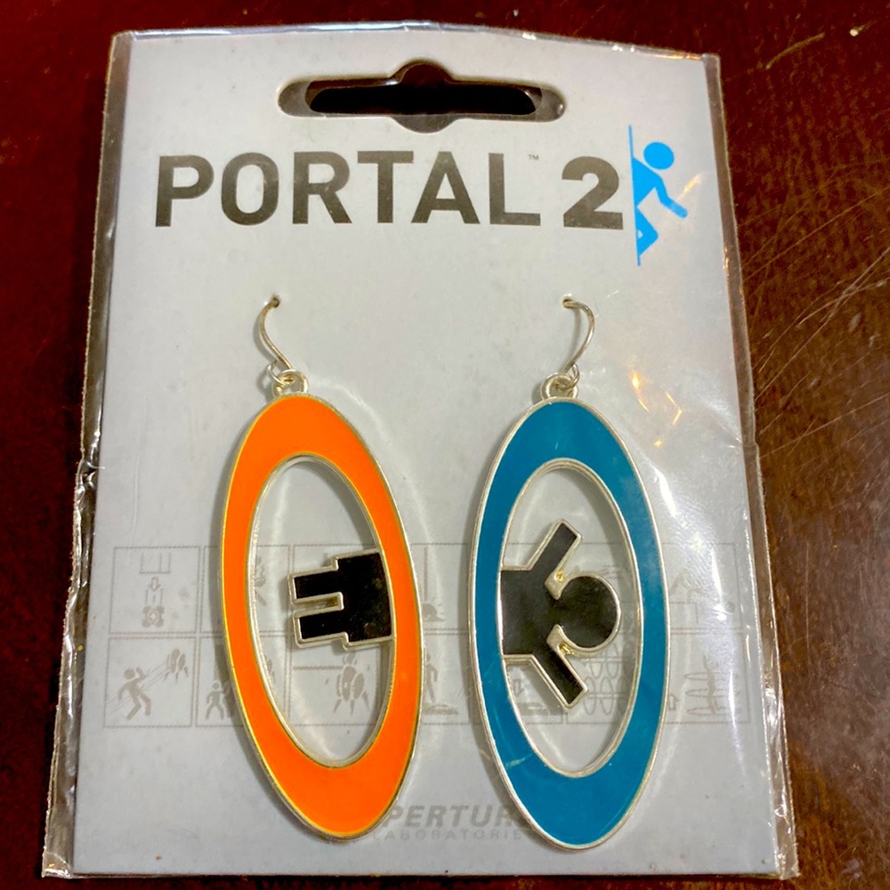 Portal Earrings NWOT
